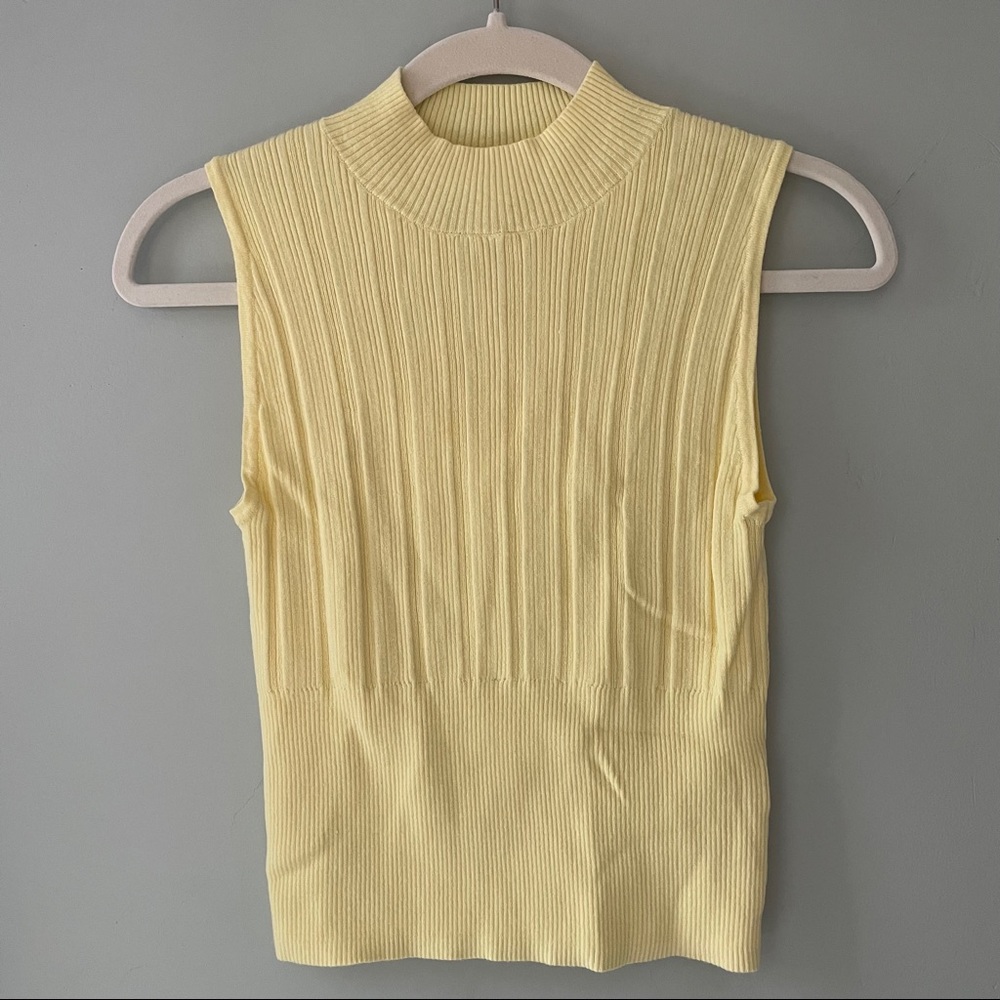 NWOT House of Harlow 1960 knit mock-neck tank